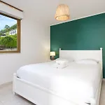 2 Pieces Confortable A Garavan - Parking Apartment *