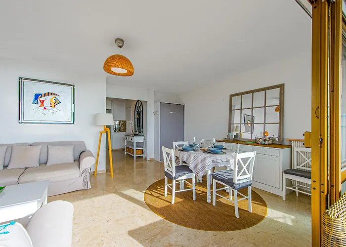 2 Pièces Confortable à Garavan - Parking Appartement Menton