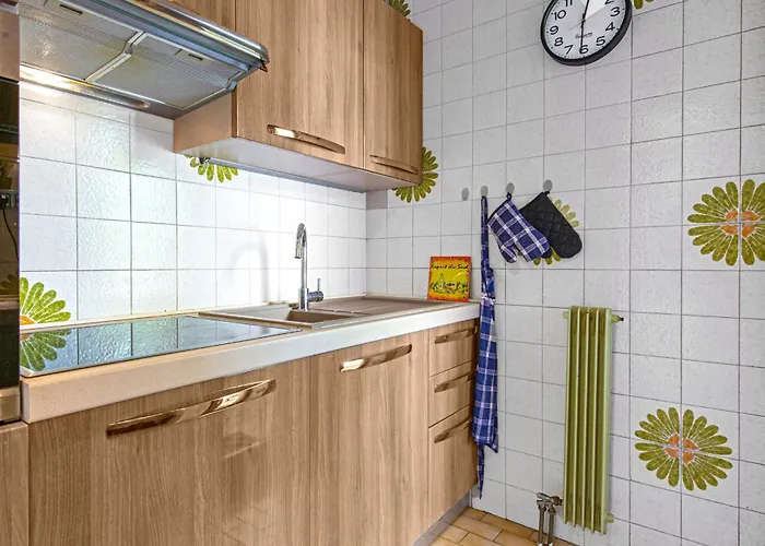 2 Pièces Confortable à Garavan - Parking Menton